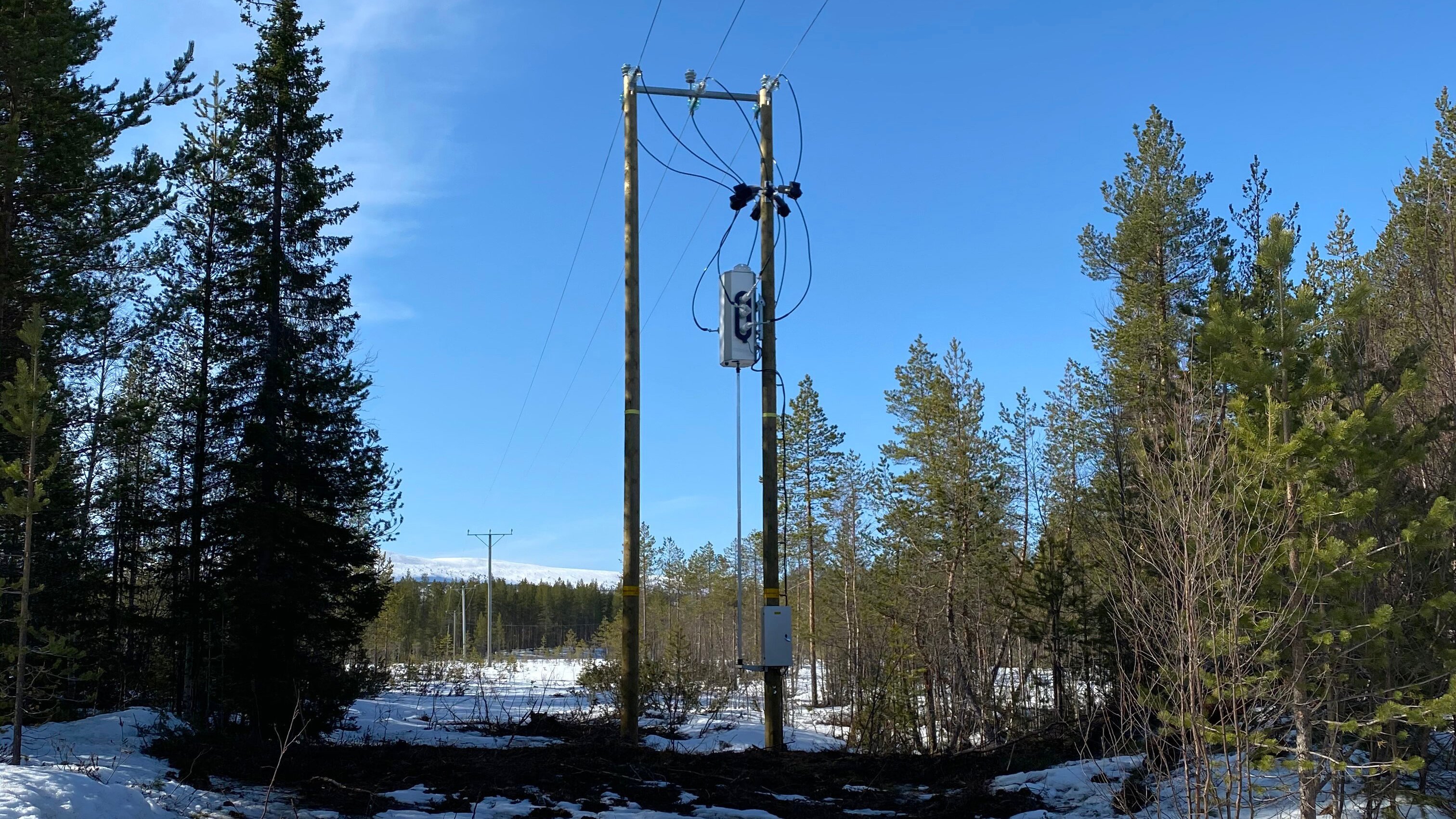 Ensto's automated load break switch disconnectors protect customers from power outages even in harsh arctic weather conditions.