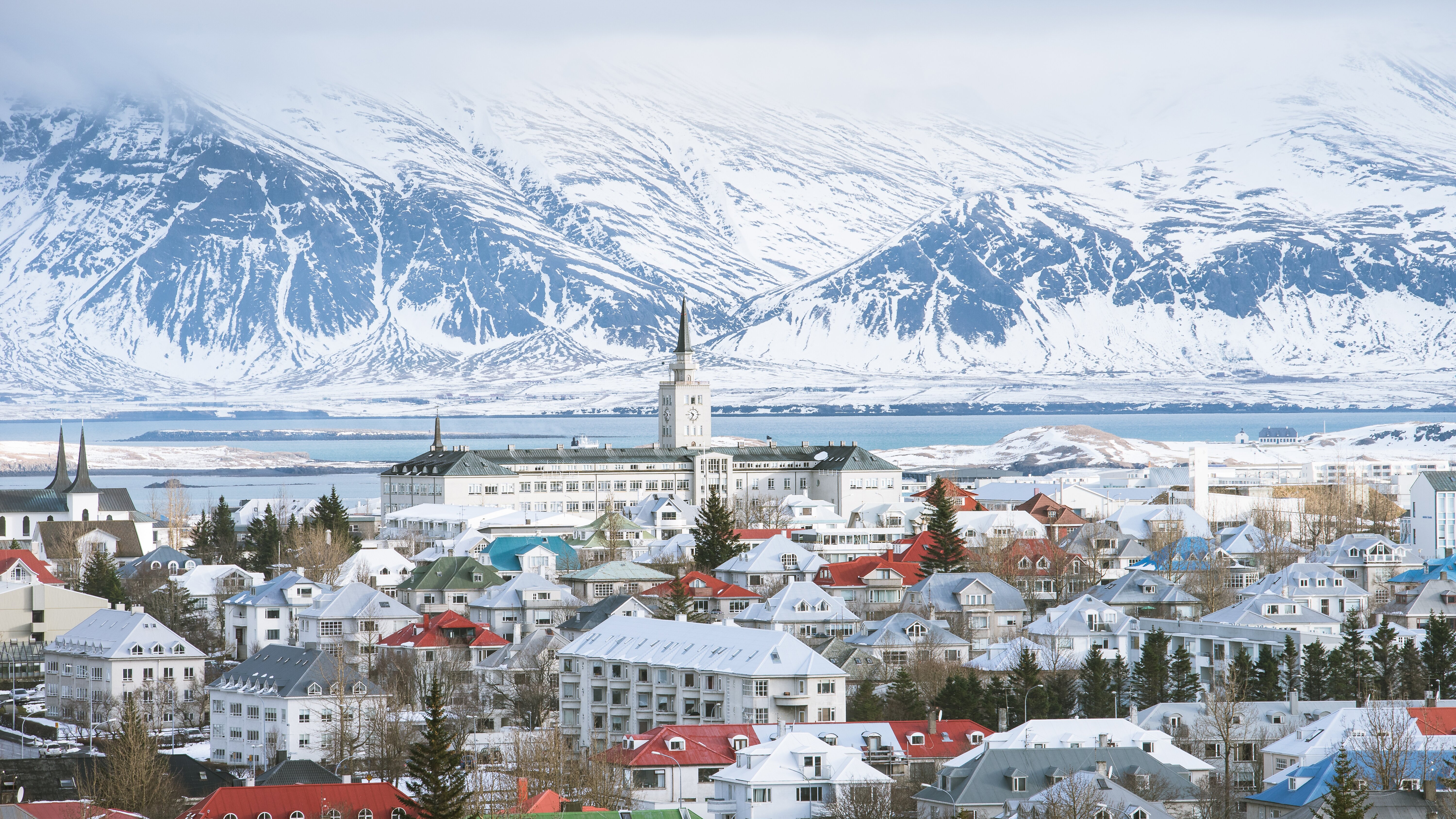 Veitur Utilities ordered Ensto Maviko’s smart secondary substations for Iceland’s harsh climate conditions.